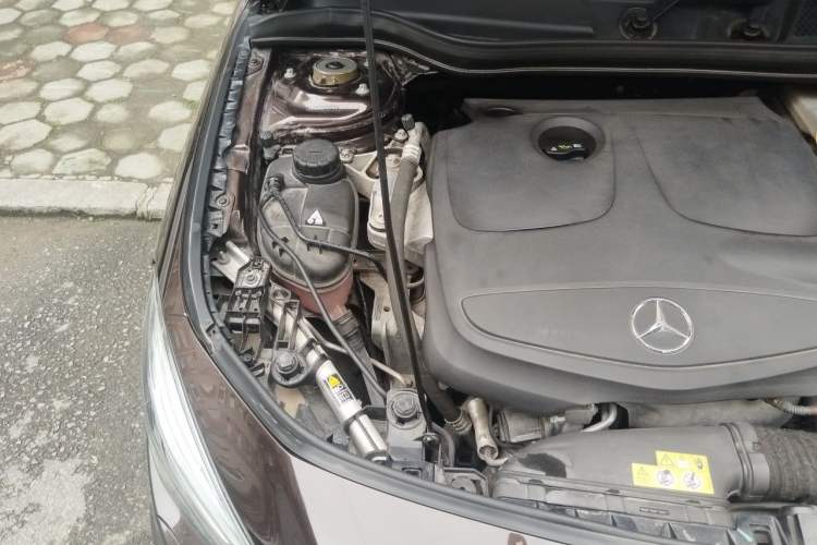Used Mercedes-Benz CLA 2015 CLA 220 4MATIC Engine Bay Right