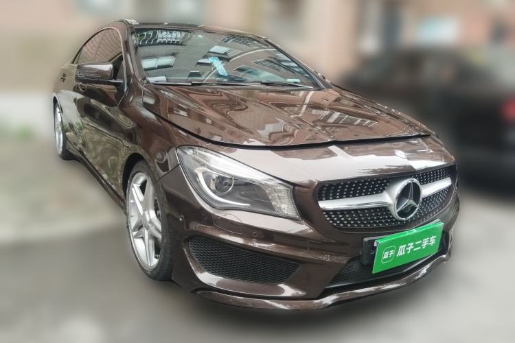 Used Mercedes-Benz CLA 2015 CLA 220 4MATIC Front Right 45 Deg