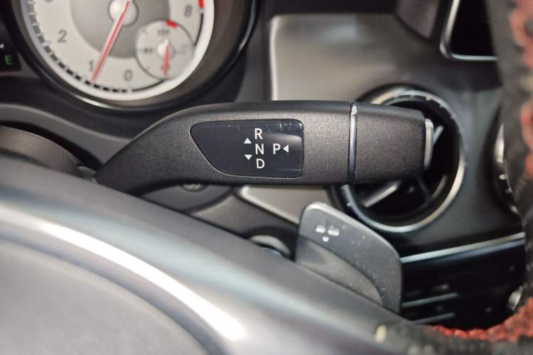 Used Mercedes-Benz CLA 2015 CLA 220 4MATIC Gear Lever