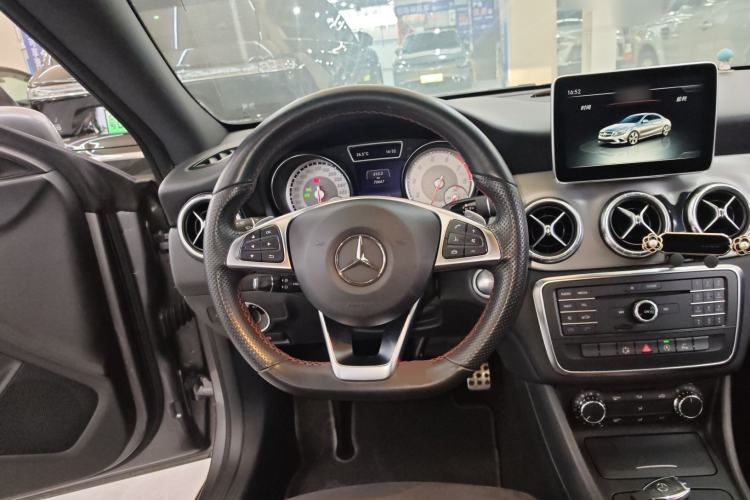 Used Mercedes-Benz CLA 2015 CLA 220 4MATIC Steering Wheel