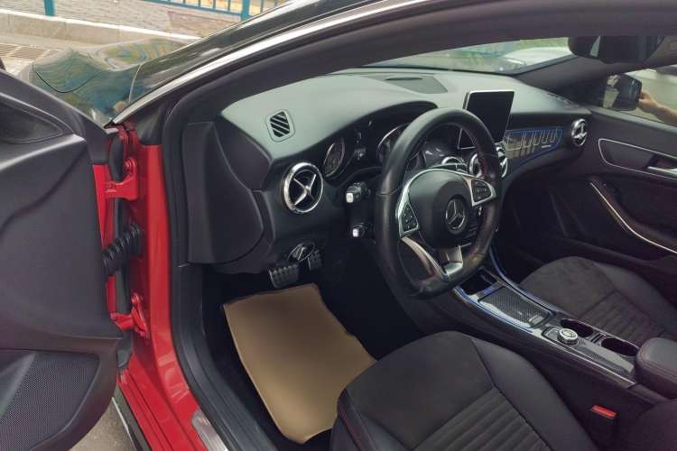 Used Mercedes-Benz CLA 2015 CLA 220 4MATIC Driver Seat