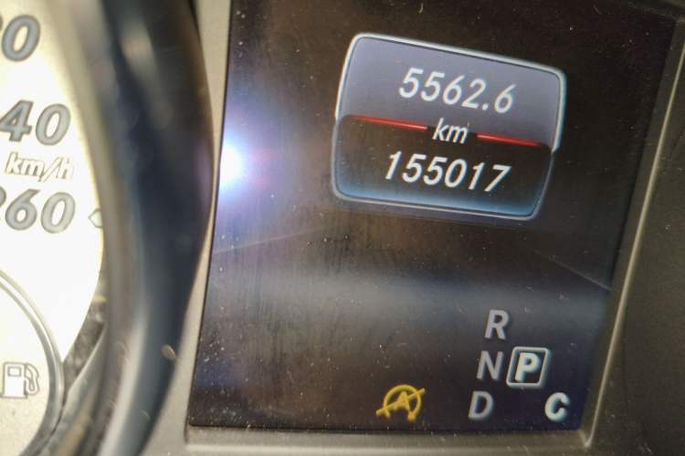 Used Mercedes-Benz CLA 2015 CLA 220 4MATIC Odometer Close Up