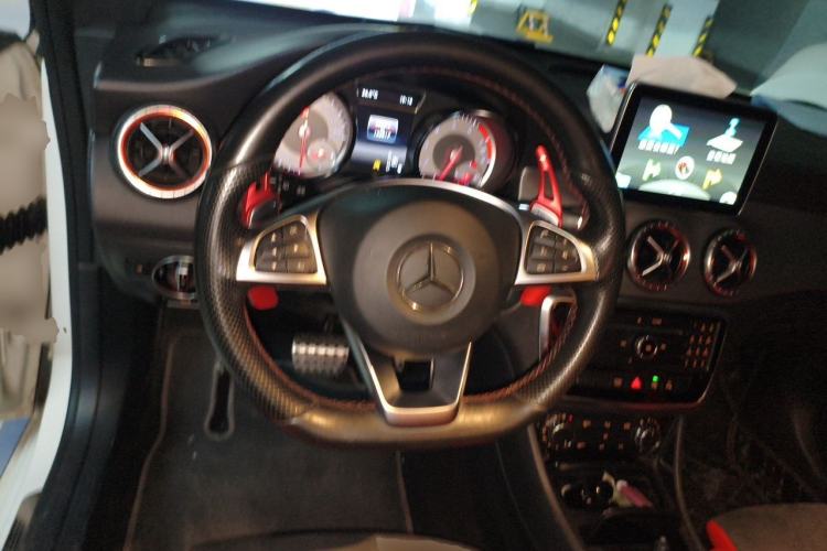 Used Mercedes-Benz CLA 2015 CLA 220 4MATIC Steering Wheel
