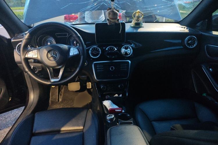 Used Mercedes-Benz CLA 2015 CLA 200 Center Console