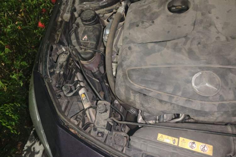 Used Mercedes-Benz CLA 2015 CLA 200 Engine Bay Right