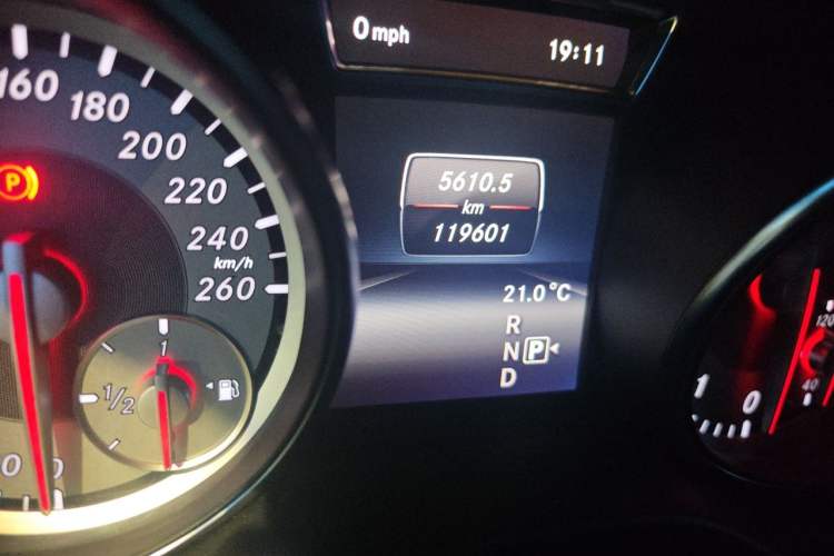Used Mercedes-Benz CLA 2015 CLA 200 Odometer Close Up