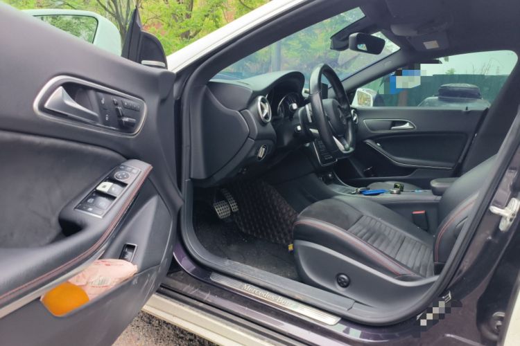 Used Mercedes-Benz CLA 2015 CLA 220 4MATIC Driver Seat
