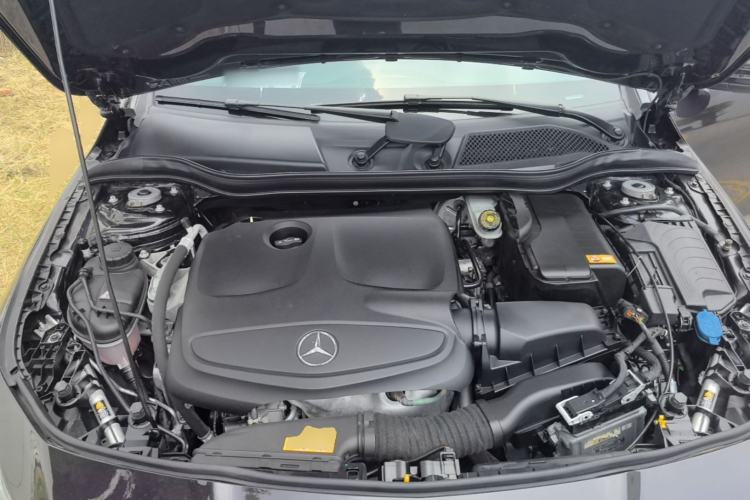 Used Mercedes-Benz CLA 2015 CLA 200 Engine Bay