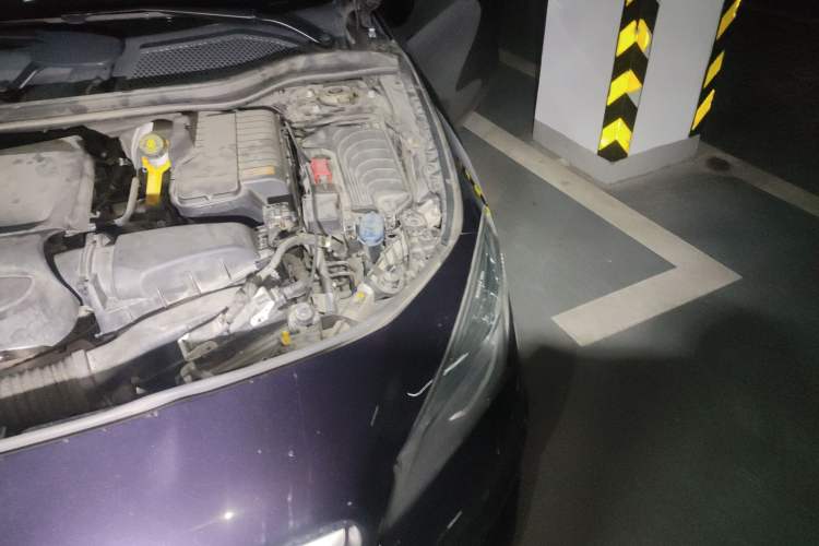 Used Mercedes-Benz CLA 2015 CLA 220 4MATIC Engine Bay Left