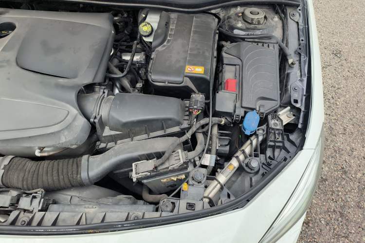 Used Mercedes-Benz CLA 2015 CLA 220 4MATIC Engine Bay Left