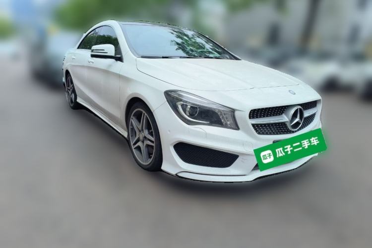 Used Mercedes-Benz CLA 2015 CLA 220 4MATIC Front Right 45 Deg