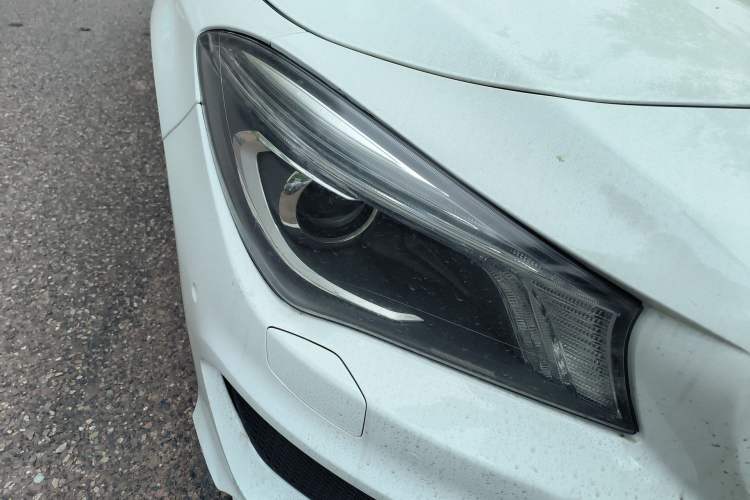 Used Mercedes-Benz CLA 2015 CLA 220 4MATIC Right Front Headlight