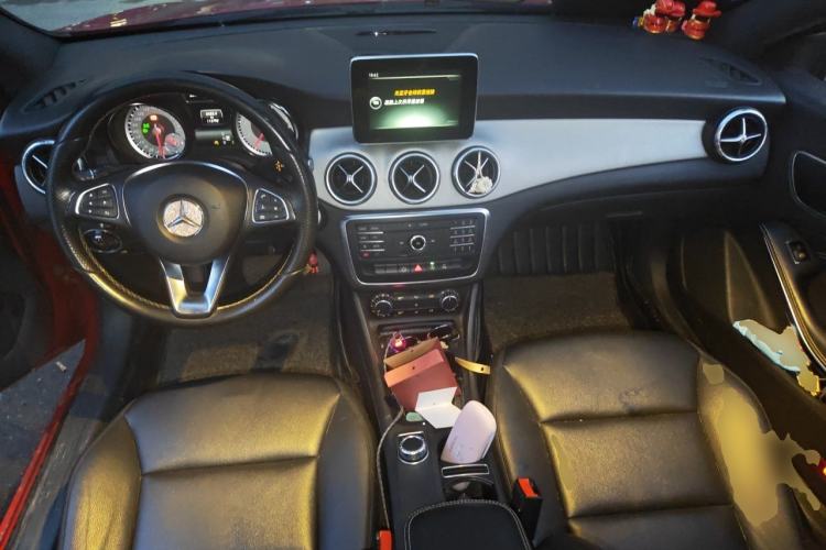 Used Mercedes-Benz CLA 2015 CLA 200 Center Console