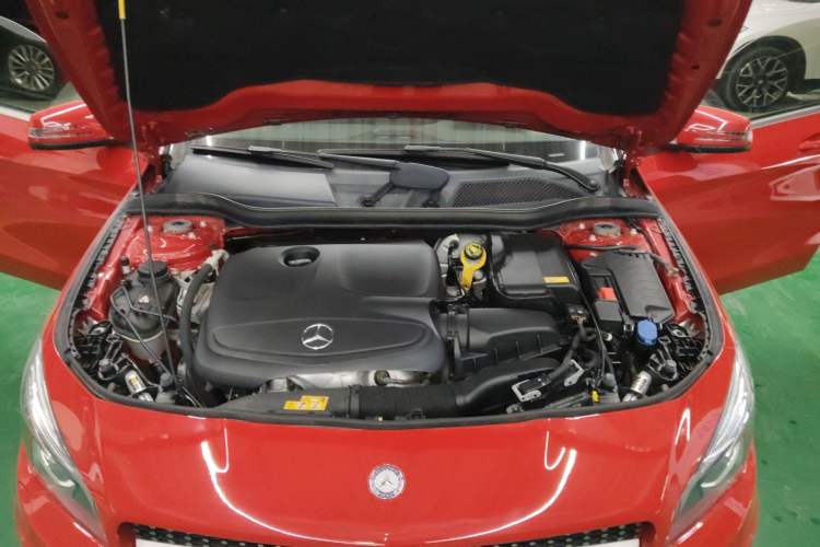 Used Mercedes-Benz CLA 2015 CLA 220 4MATIC Engine Bay