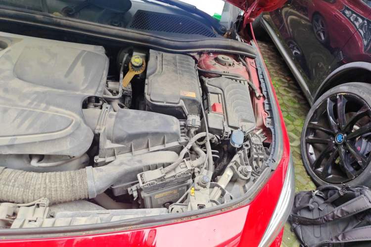 Used Mercedes-Benz CLA 2015 CLA 220 4MATIC Engine Bay Left