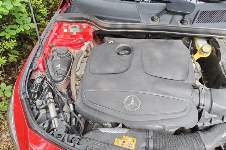 Used Mercedes-Benz CLA 2015 CLA 200 Engine Bay Right