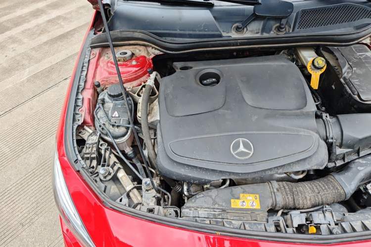 Used Mercedes-Benz CLA 2015 CLA 220 4MATIC Engine Bay Right