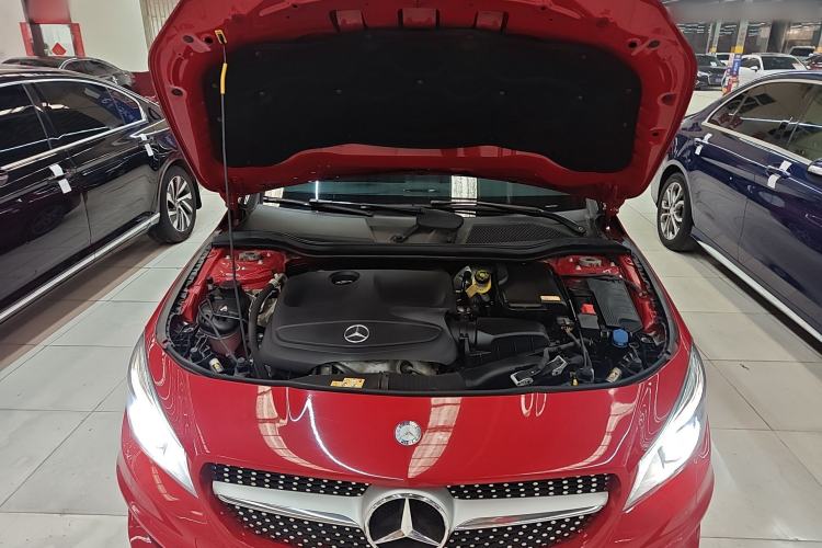 Used Mercedes-Benz CLA 2015 CLA 220 4MATIC Engine Bay