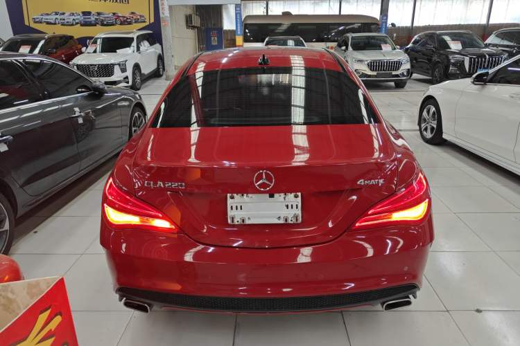 Used Mercedes-Benz CLA 2015 CLA 220 4MATIC Exterior 4