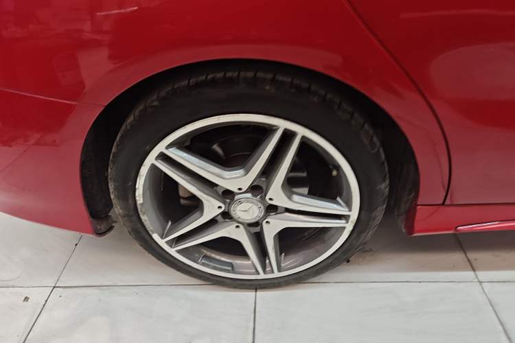 Used Mercedes-Benz CLA 2015 CLA 220 4MATIC Exterior 8