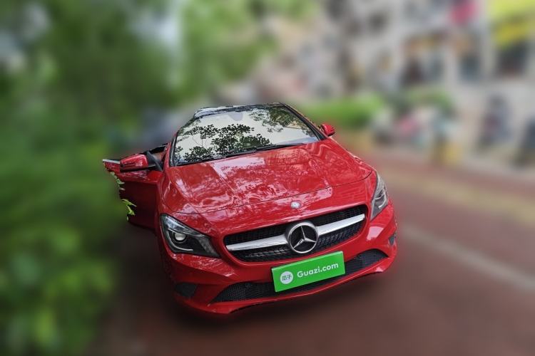 Used Mercedes-Benz CLA 2015 CLA 200 Front Right 45 Deg
