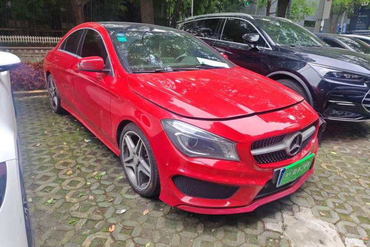 Used Mercedes-Benz CLA 2015 CLA 220 4MATIC Front Right 45 Deg