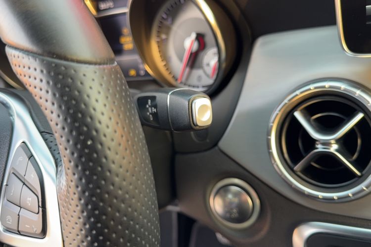 Used Mercedes-Benz CLA 2015 CLA 220 4MATIC Gear Lever