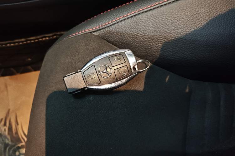 Used Mercedes-Benz CLA 2015 CLA 220 4MATIC Interior 1