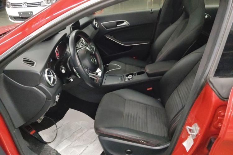 Used Mercedes-Benz CLA 2015 CLA 220 4MATIC Left Front Seat