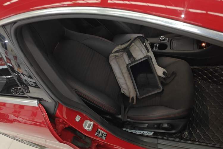 Used Mercedes-Benz CLA 2015 CLA 220 4MATIC Right Front Seat