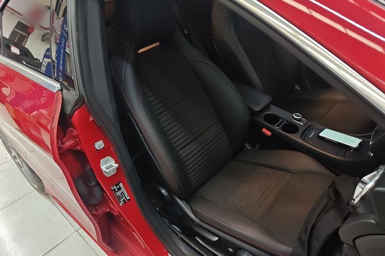 Used Mercedes-Benz CLA 2015 CLA 220 4MATIC Right Front Seat