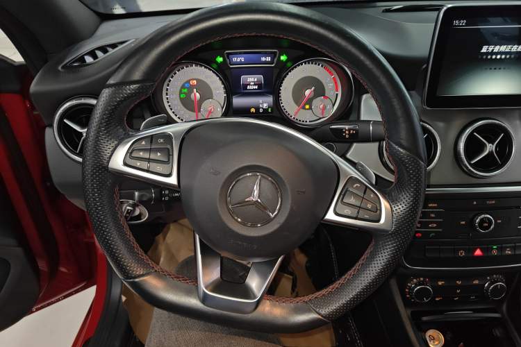 Used Mercedes-Benz CLA 2015 CLA 220 4MATIC Steering Wheel