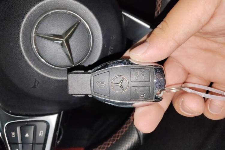 Used Mercedes-Benz CLA 2015 CLA 220 4MATIC Vehicle Key