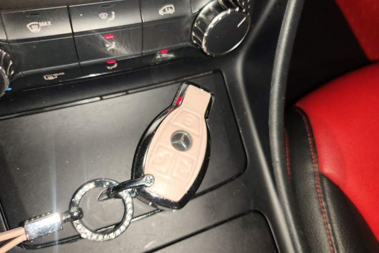 Used Mercedes-Benz CLA 2015 CLA 220 4MATIC Vehicle Key