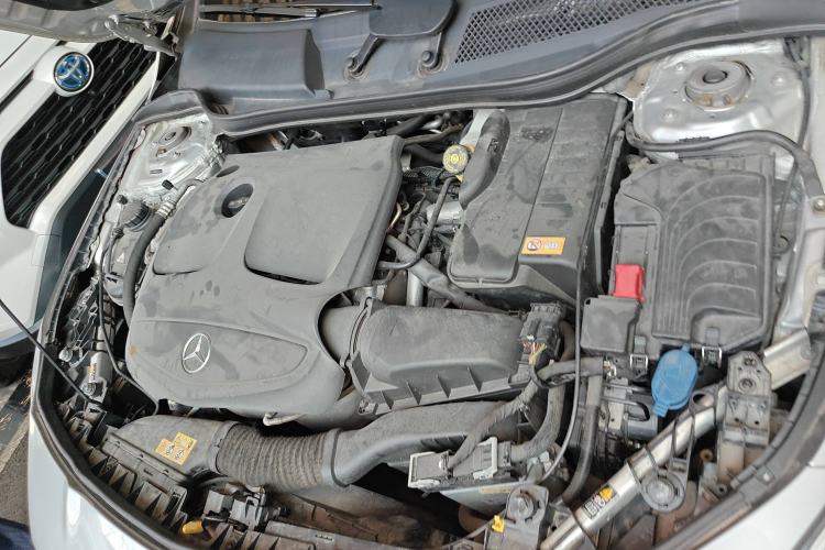 Used Mercedes-Benz CLA 2015 CLA 220 4MATIC Engine Bay
