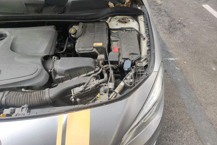 Used Mercedes-Benz CLA 2015 CLA 220 4MATIC Engine Bay Left