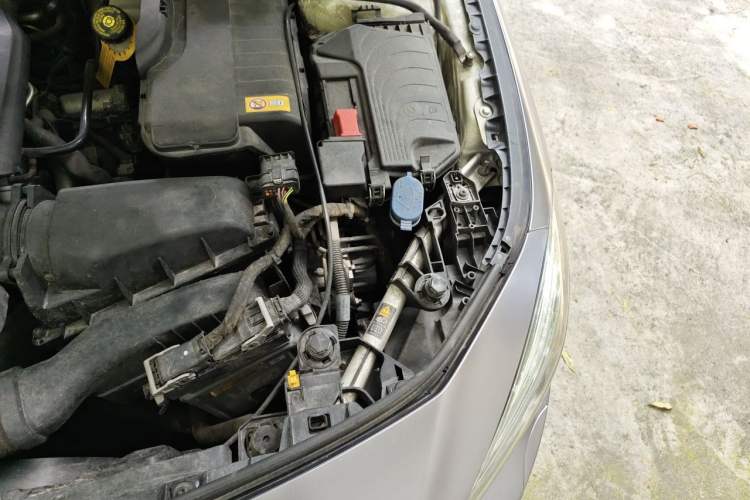 Used Mercedes-Benz CLA 2015 CLA 200 Engine Bay Left