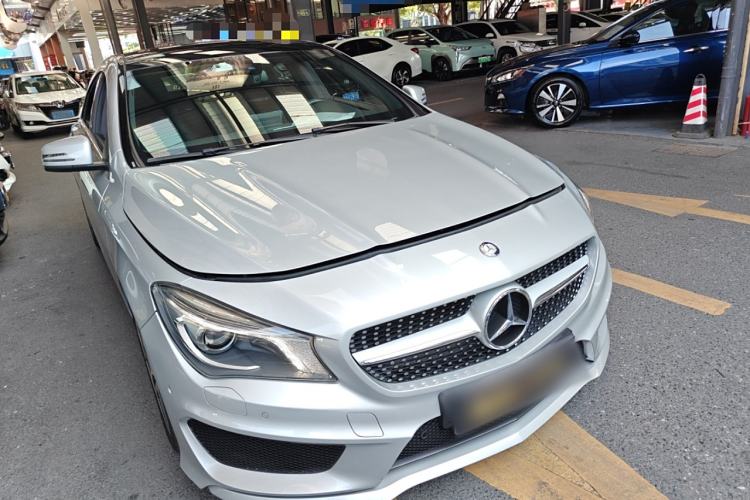 Used Mercedes-Benz CLA 2015 CLA 220 4MATIC Front Right 45 Deg