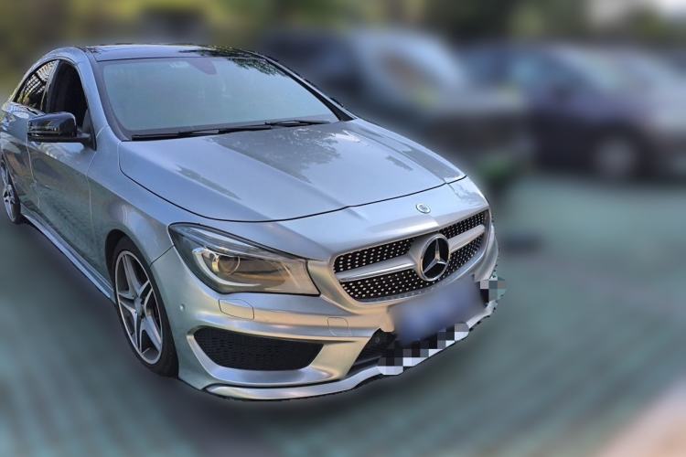 Used Mercedes-Benz CLA 2015 CLA 220 4MATIC Front Right 45 Deg