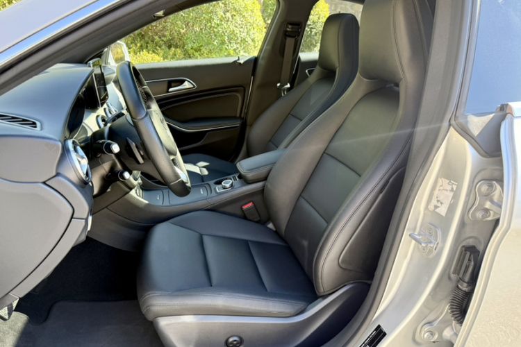 Used Mercedes-Benz CLA 2015 CLA 200 Interior 3