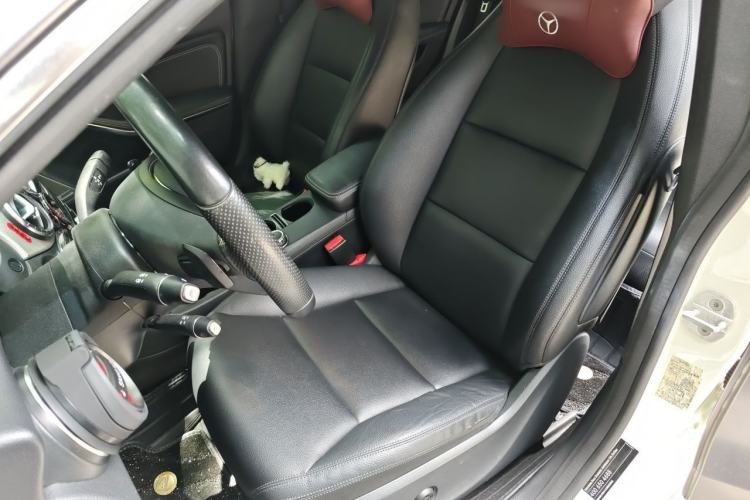 Used Mercedes-Benz CLA 2015 CLA 200 Left Front Seat