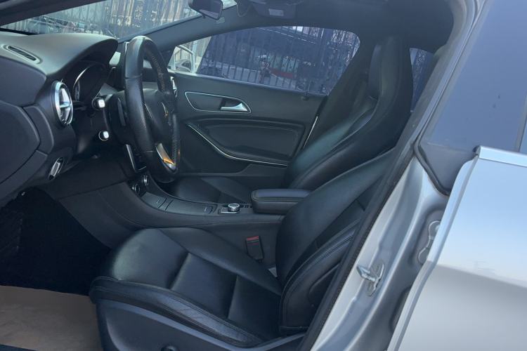 Used Mercedes-Benz CLA 2015 CLA 200 Left Front Seat