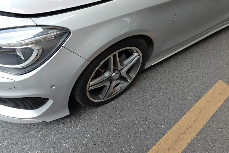 Used Mercedes-Benz CLA 2015 CLA 220 4MATIC Left Front Wheel Hub