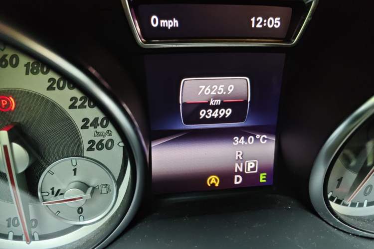 Used Mercedes-Benz CLA 2015 CLA 200 Odometer Close Up