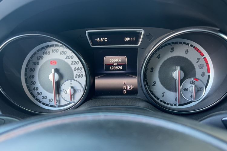 Used Mercedes-Benz CLA 2015 CLA 200 Odometer Close Up