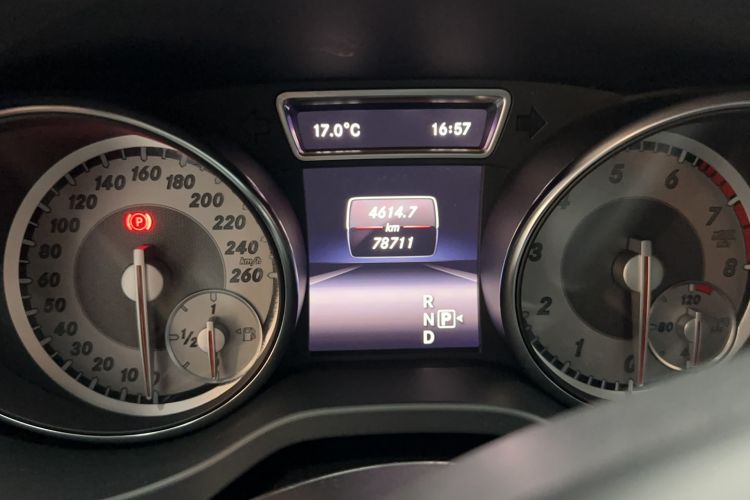 Used Mercedes-Benz CLA 2015 CLA 200 Odometer Close Up