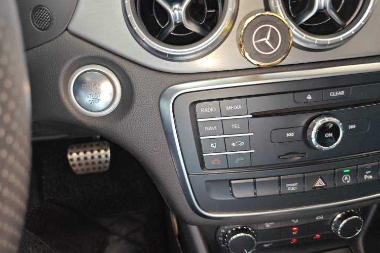 Used Mercedes-Benz CLA 2015 CLA 220 4MATIC Vehicle Key