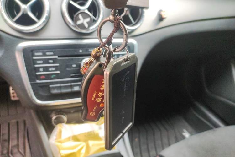 Used Mercedes-Benz CLA 2015 CLA 220 4MATIC Vehicle Key