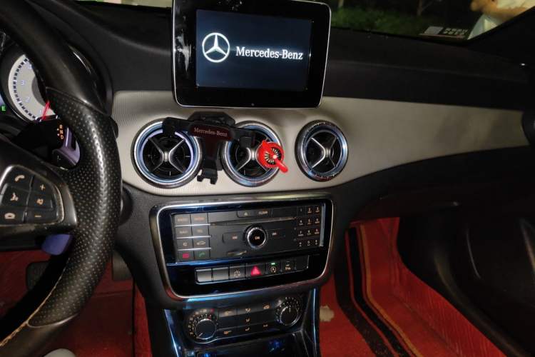 Used Mercedes-Benz CLA 2015 CLA 200 Audio And AC Panel