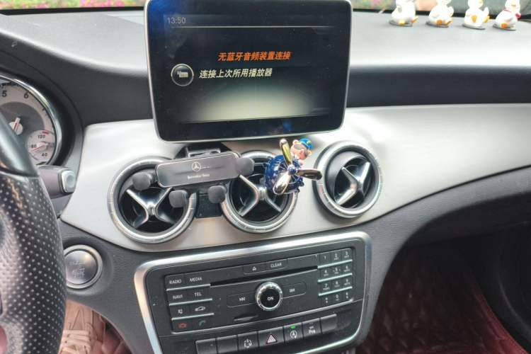 Used Mercedes-Benz CLA 2015 CLA 220 4MATIC Audio And AC Panel
